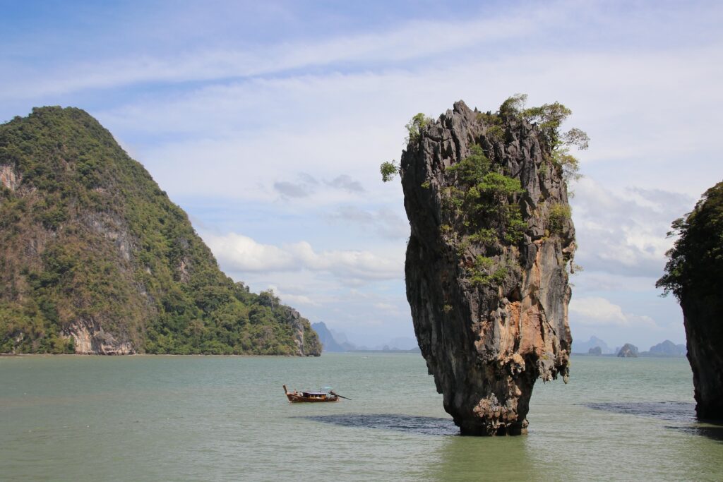 Isla James Bond en la bahía de Phang Nga, Tailandia