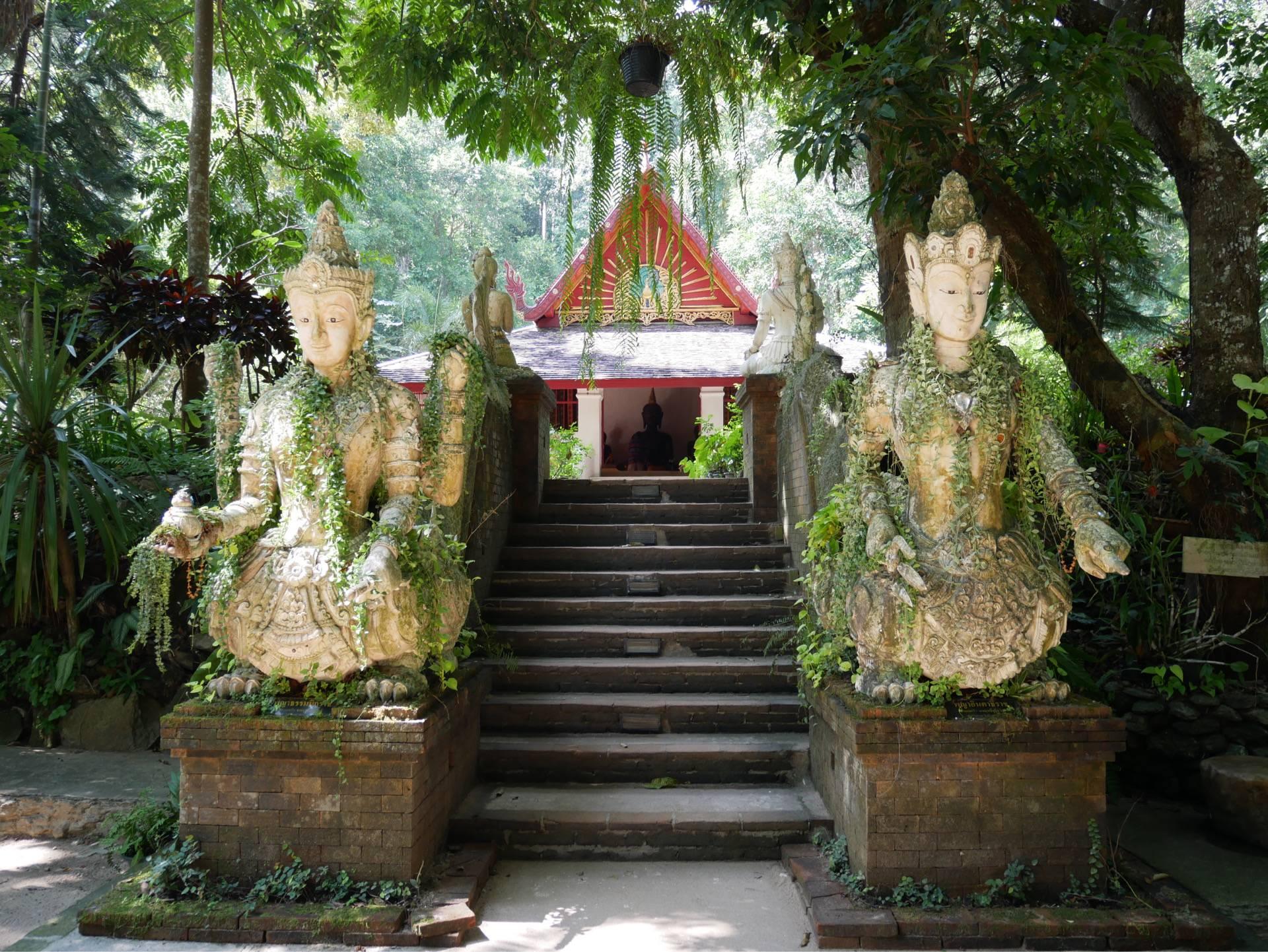 Wat Pha Lat, el templo escondido de Chiang Mai.