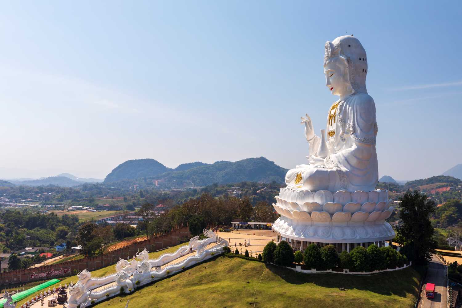 Estatua de Buda en el Templo Azul de Chiang Rai