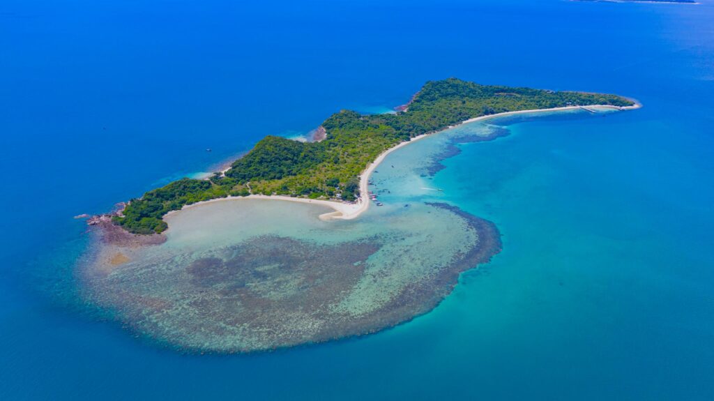 vista panorámica de Pig Island Koh Mudsum